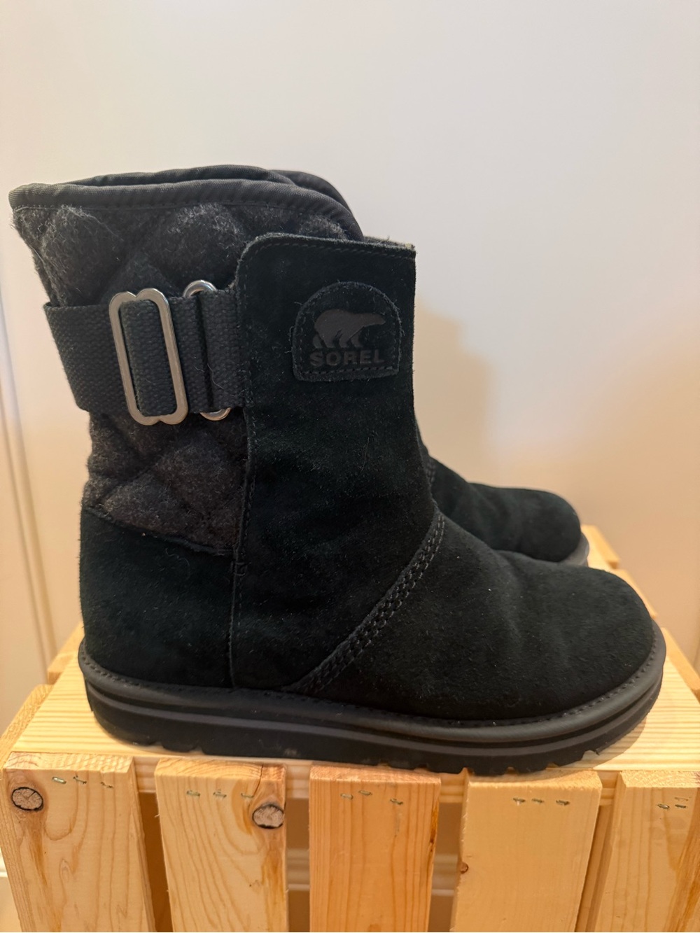 Sorel Kids Black Quilted Strap Suede Ankle Boots